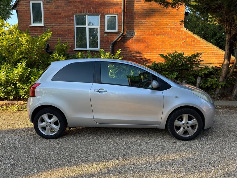 Toyota, YARIS, Hatchback, 2007, Manual, 1296 (cc), 3 doors