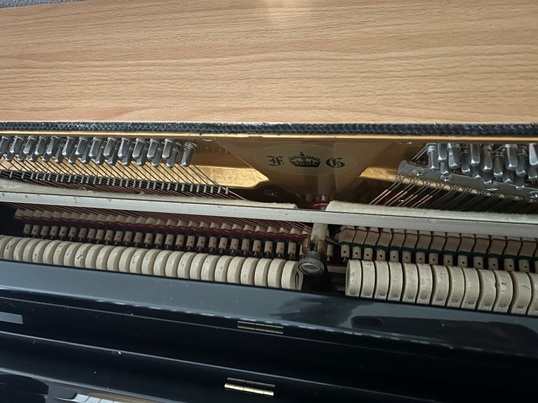 FORREST & GRANT 110 TRADITIONAL UPRIGHT PIANO.