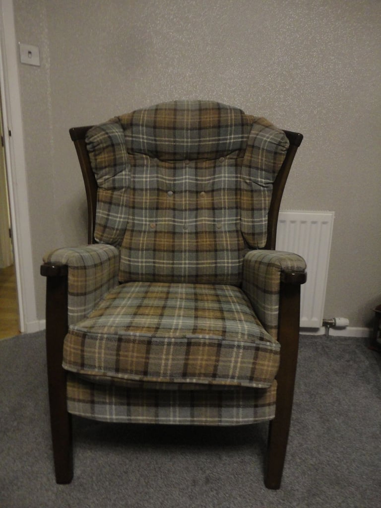 Quality comfortable Tartan wooden framed wingback richmond chair, Lana plaid, sprung back