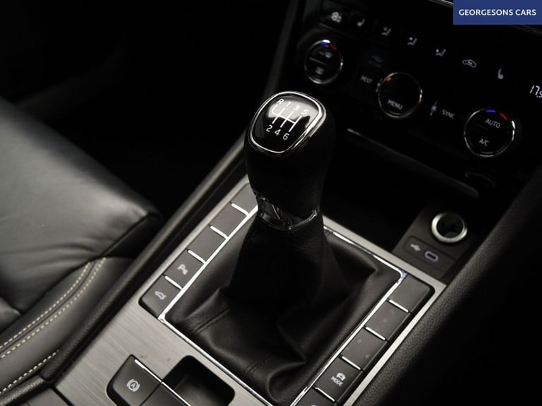 2021 Skoda Superb 2.0 TDI SE L Estate 5dr Diesel Manual Euro 6 (s/s) (150 ps) Estate Diesel Manual