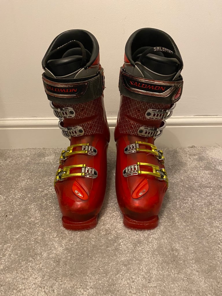 Ski boots - Salomon Falcon 10 27.5 | in Beverley, East Yorkshire | Gumtree