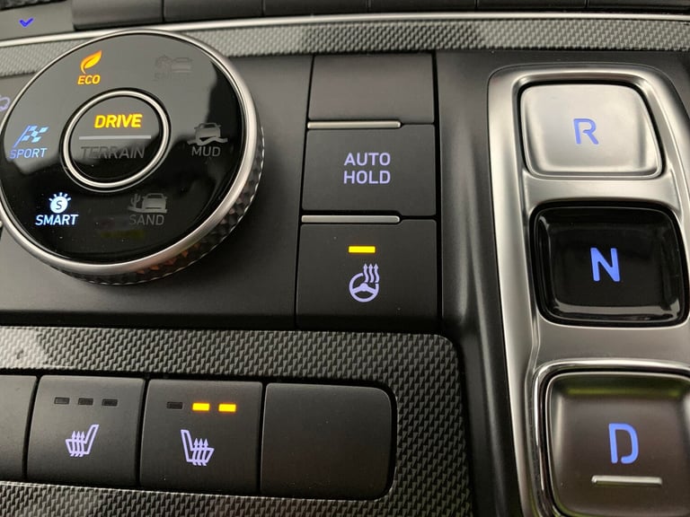 2022 Hyundai Santa Fe 1.6 TGDi Hybrid Premium 5dr 4WD Auto ESTATE PETROL/ELECTRIC Automatic