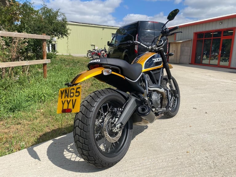 DUCATI SCRAMBLER CLASSIC 800, 2015, 3,700 MILES, STUNNING BIKE