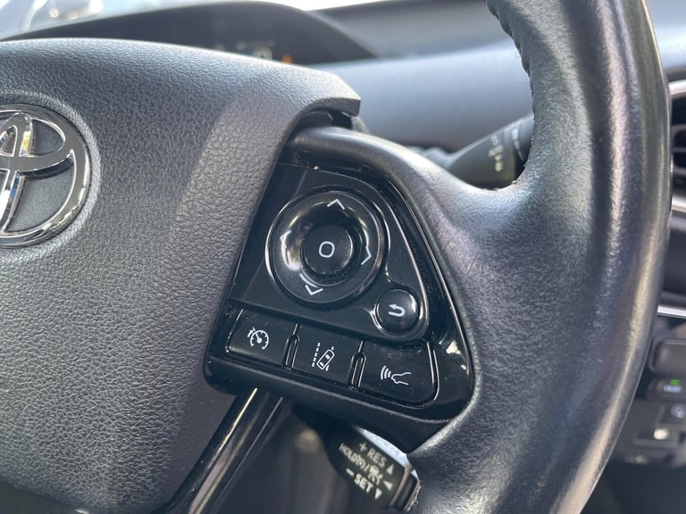2022 Toyota Prius 1.8 VVT 8.8kWh Business Edition Plus CVT Euro 6 (s/s) 5dr HATCHBACK Petrol/Elec...