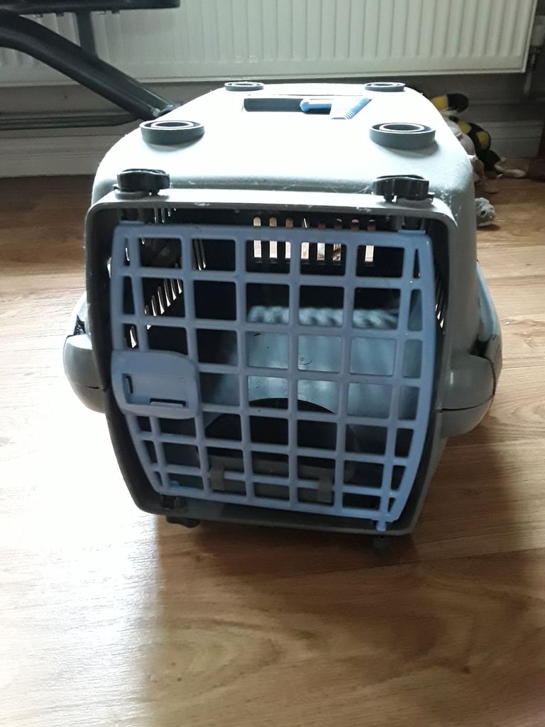 Cat carrier