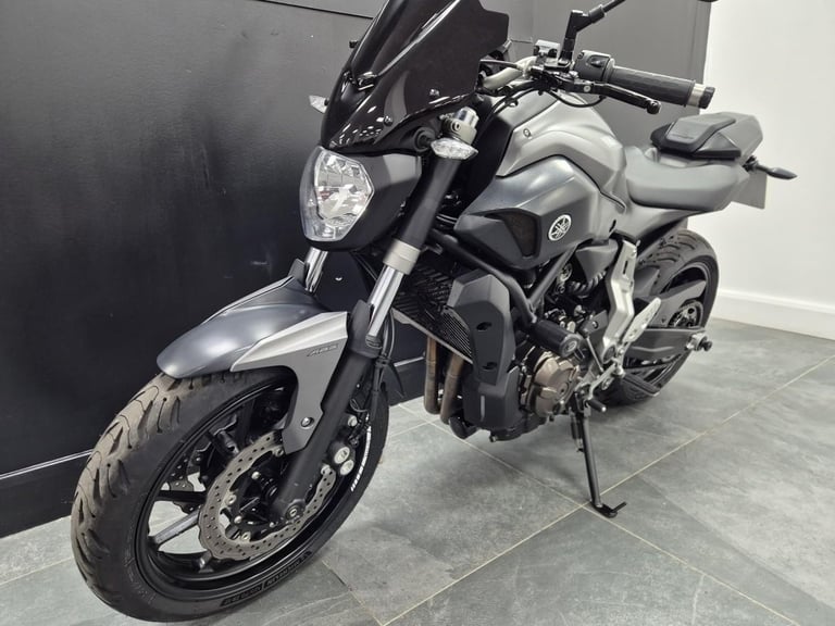 YAMAHA MT07