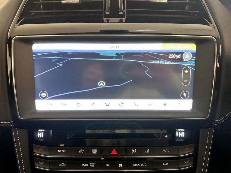 2019 Jaguar F-Pace 2.0 D180 Chequered Flag Auto AWD Euro 6 (s/s) 5dr Automatic SUV Diesel Automatic