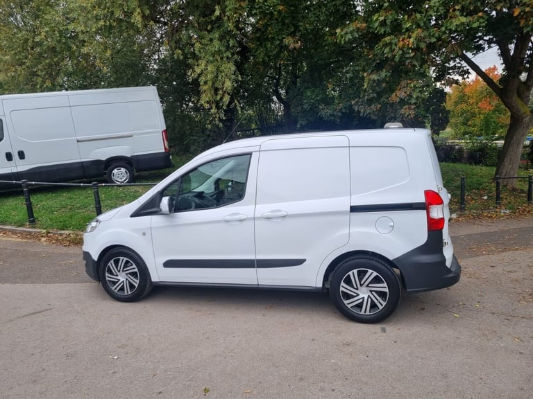 2018 Ford Transit Courier 1.5 TDCi 95ps Trend Van PANEL VAN Diesel Manual