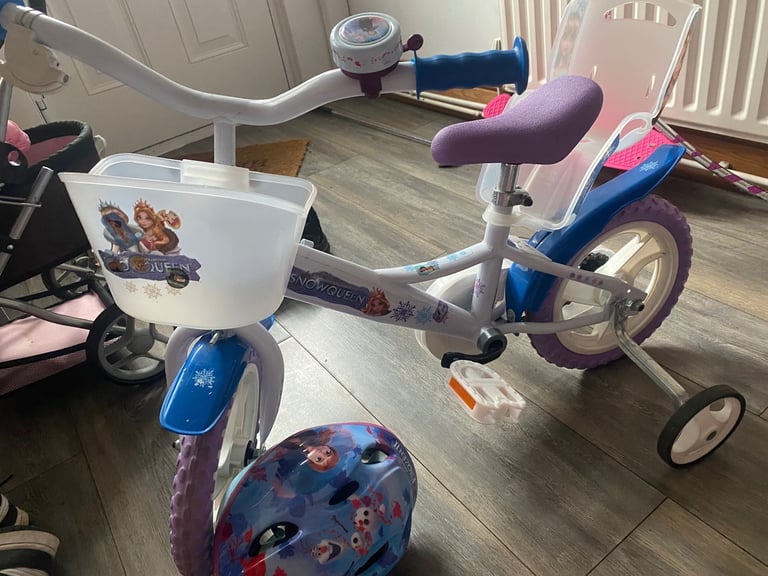 Girls bike and helmet 