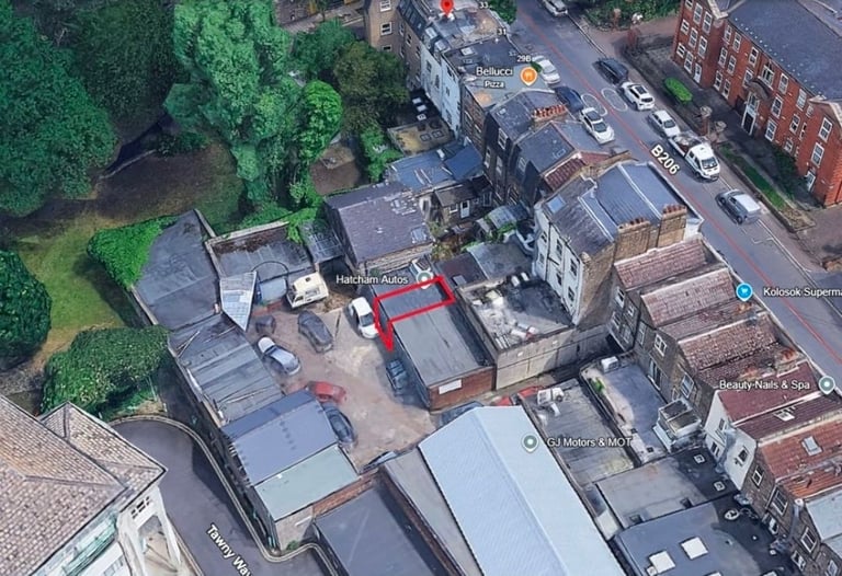 Garage to rent