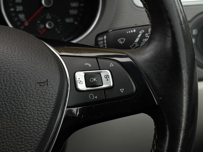 2015 Volkswagen Polo 1.0 BlueMotion Tech SE Design Euro 6 (s/s) 3dr HATCHBACK Petrol Manual