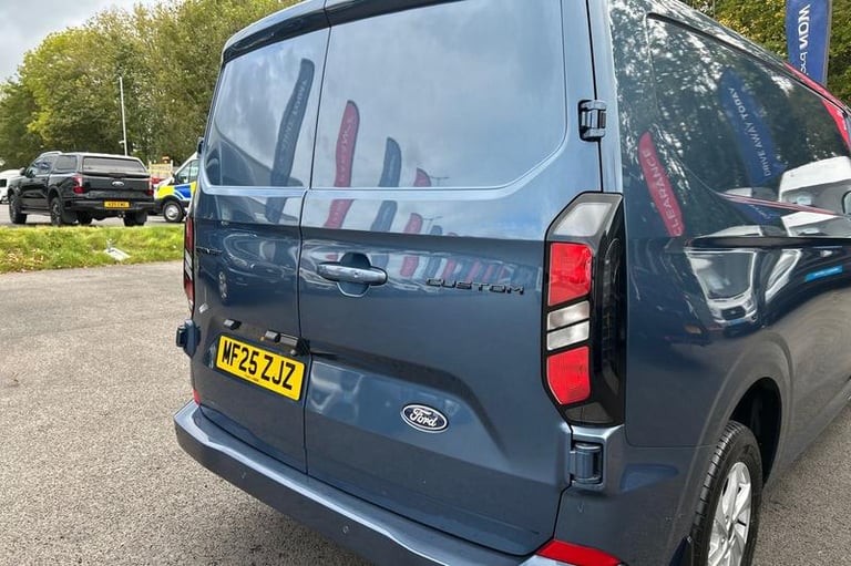 2025 Ford Transit Custom 280 Limited AUTO L2 LWB FWD 2.0 EcoBlue 136ps, PLYLINED Automatic Panel ...