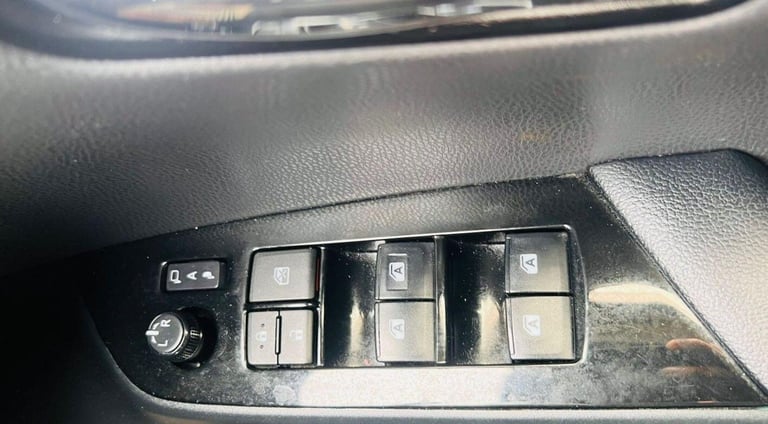 2018 Toyota Prius Â?1.8 VVTi Excel Euro 6 (S/S) CVT 5Dr Hybrid