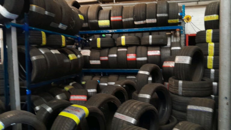 205 60 16s Michelin tyres 7mm tread & 1000s more open 7 days a week