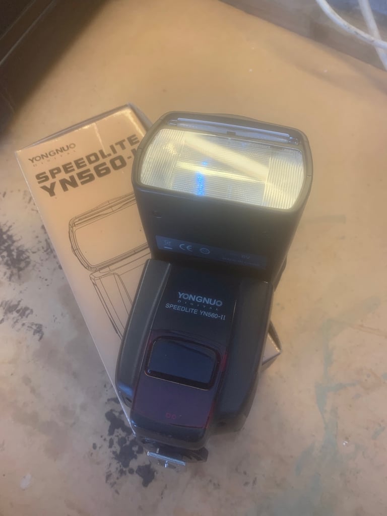 Yongnuo YN560-II Speedlite Flash