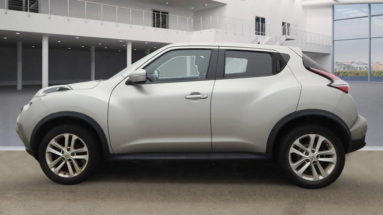 2015 NISSAN JUKE 1.6 Acenta Premium Silver Auto Petrol