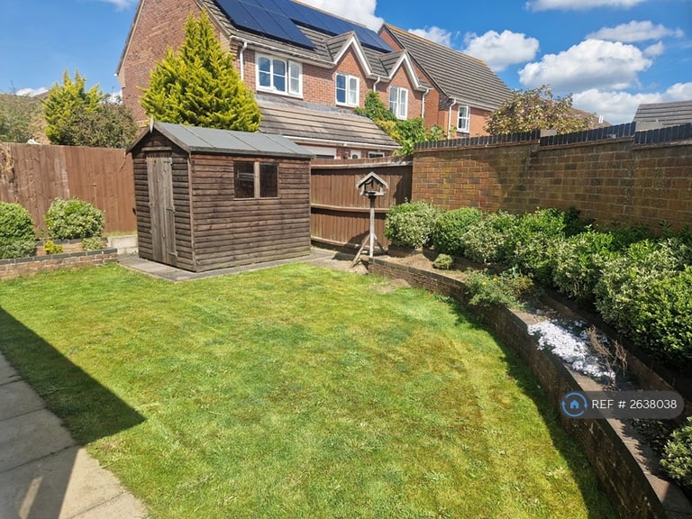 3 bedroom house in Cavalry Court, Lincoln, LN4 (3 bed) (#2638038)