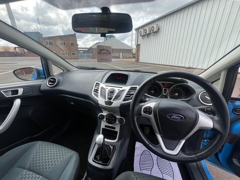 2012 Ford Fiesta 1.4 Zetec 5dr HATCHBACK Petrol Manual