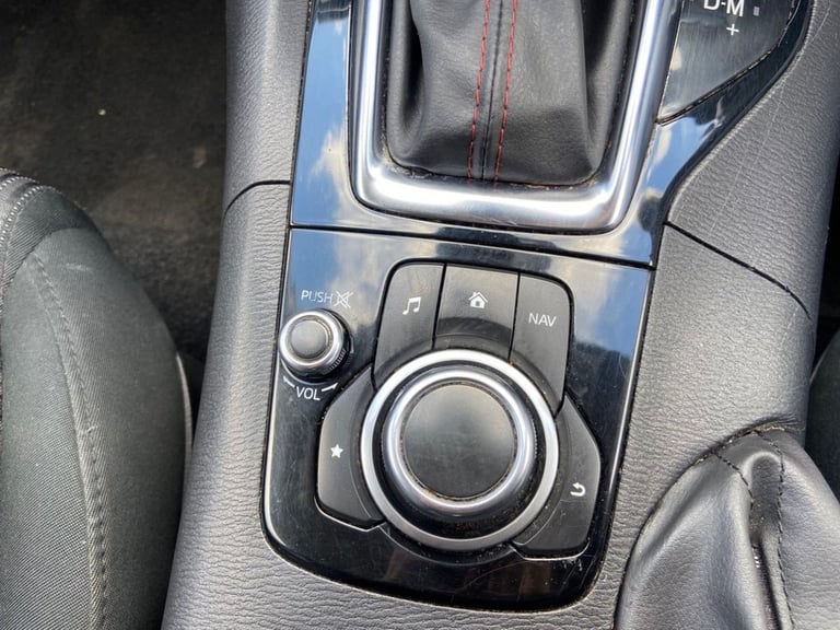 2015 Mazda Mazda3 2.0 SE-L 5dr Auto HATCHBACK PETROL Automatic
