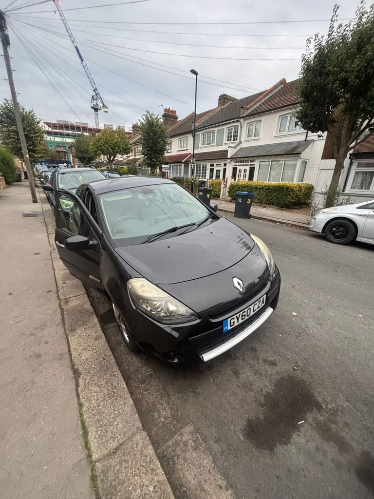 Renault, CLIO, Hatchback, 2010, Other, 1598 (cc), 5 doors