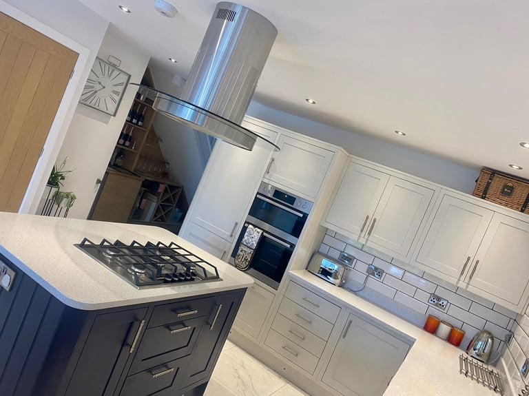 Shaker kitchen units with fridge freezer