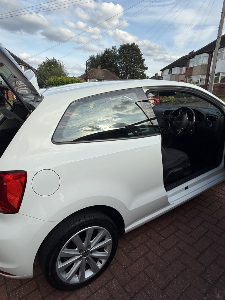 Volkswagen, POLO, Hatchback, 2015, Manual, 1197 (cc), 3 doors