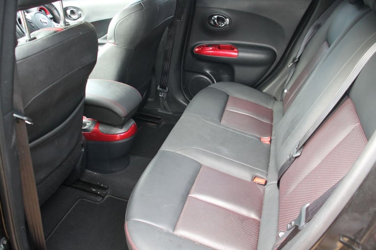 2014 Nissan Juke 1.2 DIG-T Tekna Euro 5 (s/s) 5dr Euro 5 HATCHBACK Petrol Manual