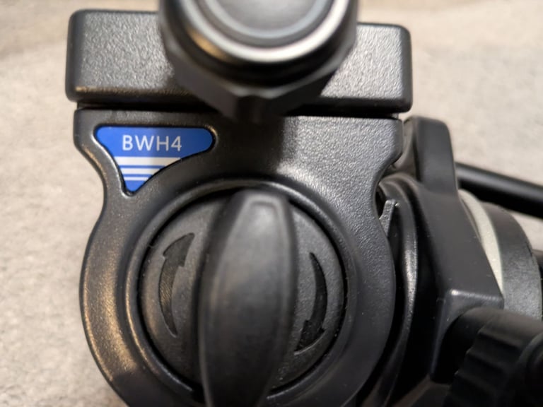 BENRO TWD18ABWH4B Wild Series Aluminium Tripod Kit