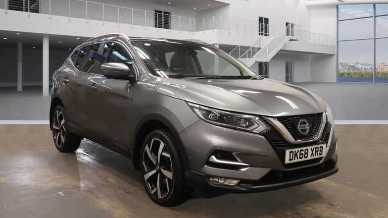 2018 Nissan Qashqai 1.2 DiG-T Tekna 5dr ++ PANROOF / SAT NAV / CAMERA / ULEZ / BOSE ++ HATCHBACK ...
