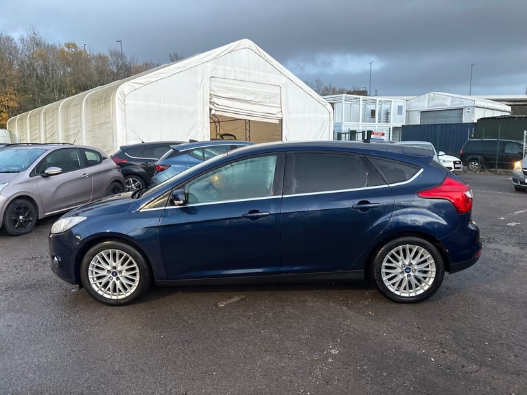 2012 Ford Focus 1.6 125 Zetec 5dr -  - Low Miles -  HATCHBACK Petrol Manual