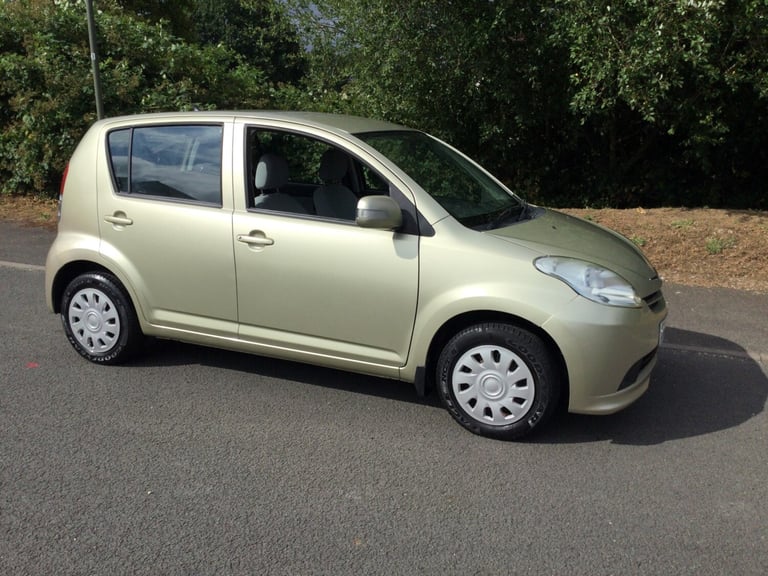 ULEZ GENUINE MILES TOYOTA ENGINE VALUE NEW MOT VERY GOOD CONDITION THROUGHOUT 