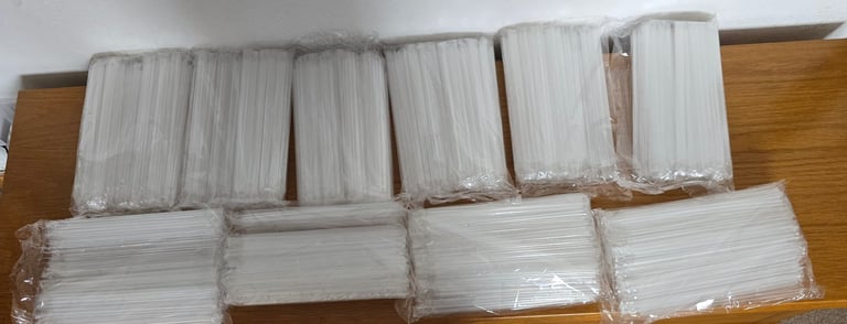 1000 x Plastic Drinking Straws - New