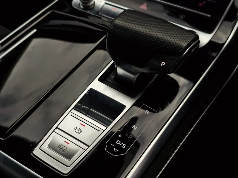 2018 Audi Q8 3.0 TDI V6 50 S line SUV 5dr Diesel Tiptronic quattro Euro 6 (s/s) (286 ps) Diesel A...