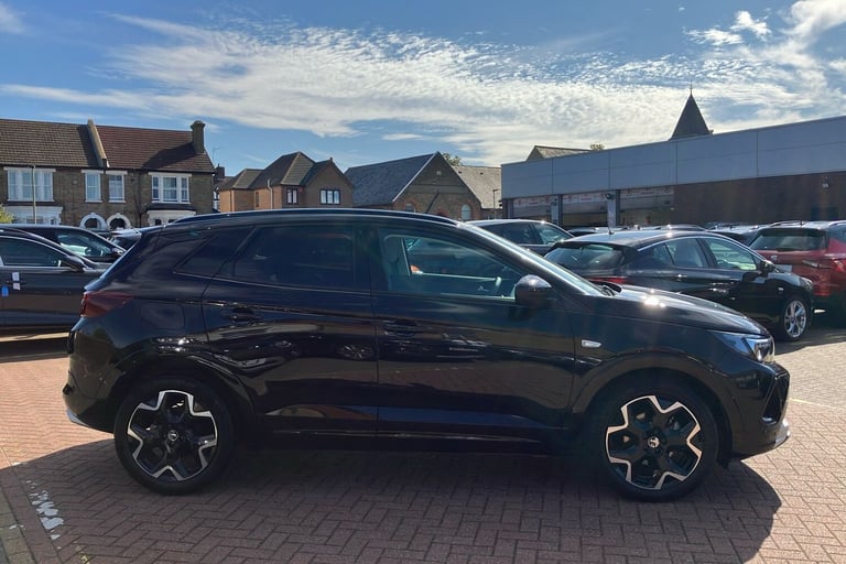  Vauxhall Grandland 1.2 Turbo Ultimate Suv 5dr Petrol Manual Euro 6 s/s 130 Ps