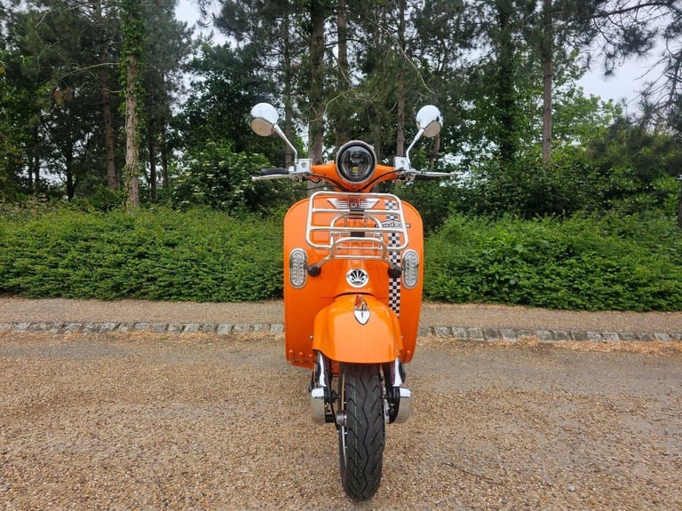 AJS MODENA [Phone number removed]5 Petrol Automatic in Orange