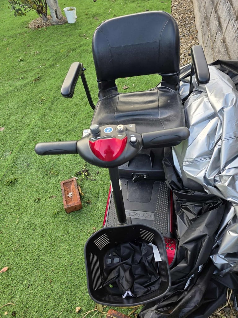 Go Go Elite Mobility Scooter 