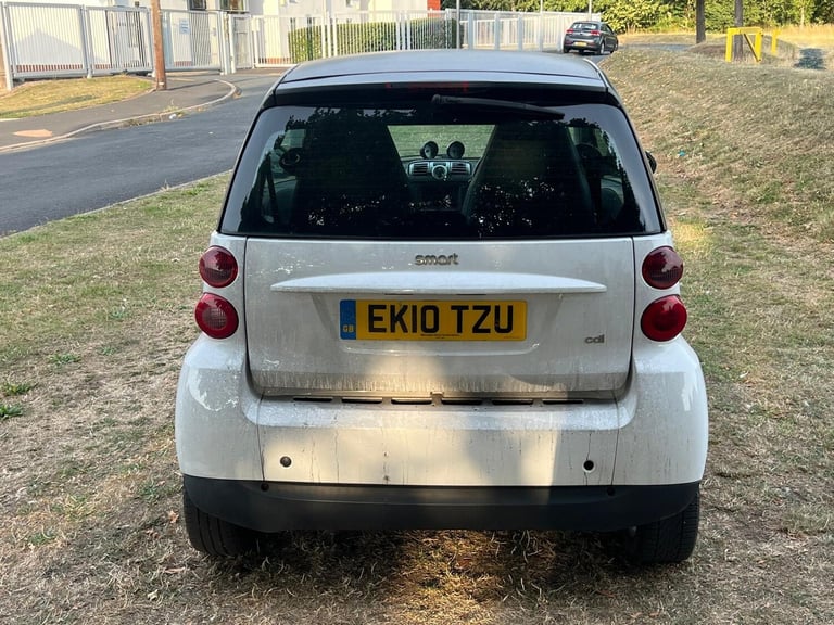 2010 smart fortwo CDI Passion 2dr Softouch Auto [Luxury Pack] [2010] COUPE Diesel Automatic