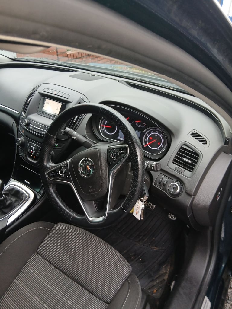 Vauxhall, INSIGNIA, Estate, 2016, Manual, 1598 (cc), 5 doors