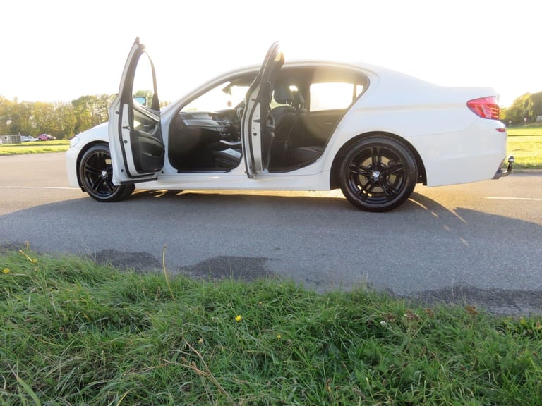 2016 BMW 5 Series 2.0 520d M Sport Euro 6 (s/s) 4dr SALOON Diesel Manual