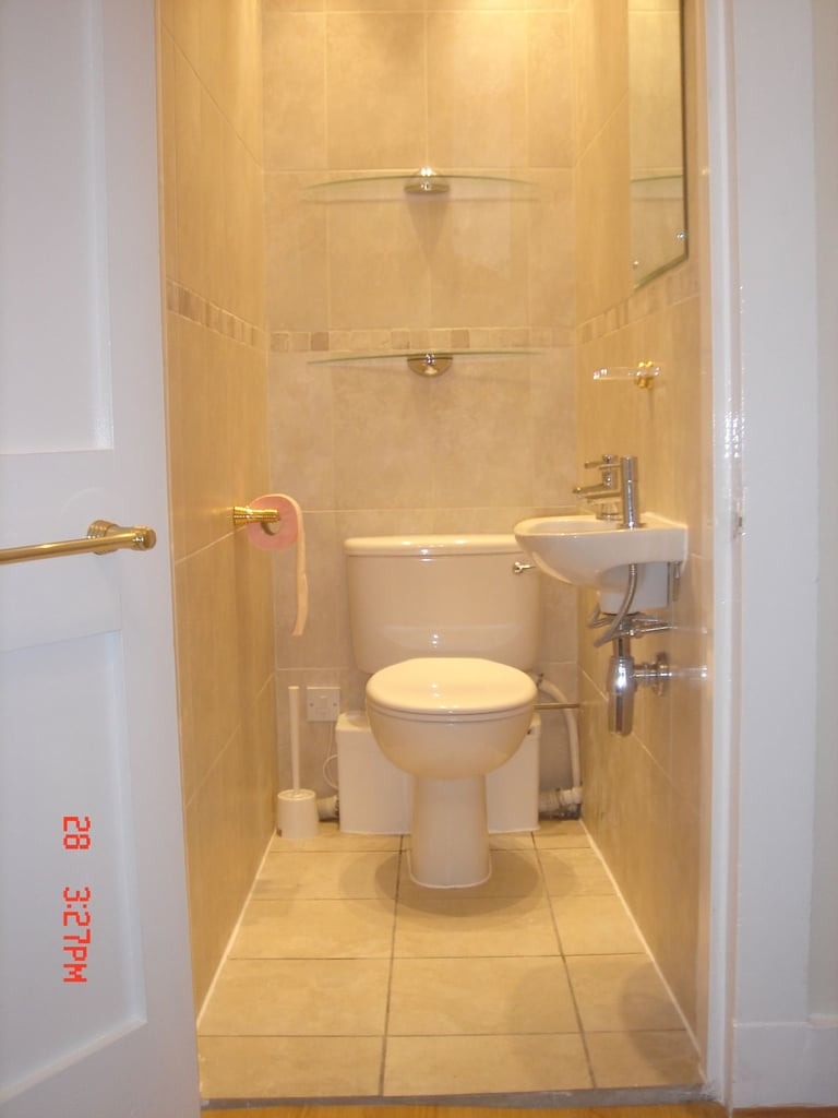 CITY CENTER LUXUARY DOUBLE ROOM ALL BILLS INCLUDED NEAR PRINCESS STREET 