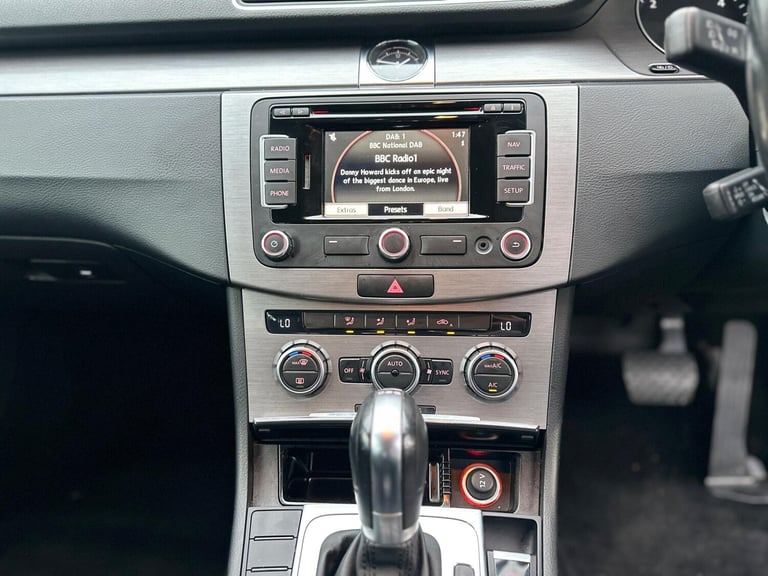 2013 Volkswagen Passat 2.0 TDI BlueMotion Tech Highline DSG Euro 5 (s/s) 5dr ESTATE Diesel Automatic