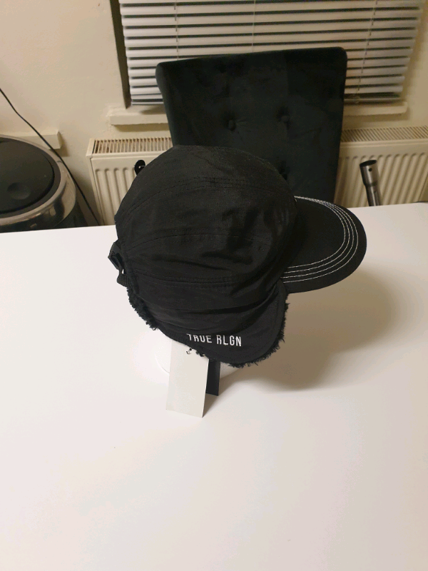 True Religion Trapper Hat Mens Winter Wear. One size fits all New