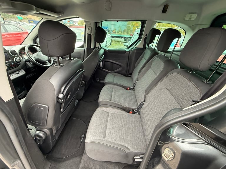 FRESH SERVICE,SERVICE HISTORY,2KEYS,FINANCE AVAILABLE,WARRANTY AVAILABLE NATIONA