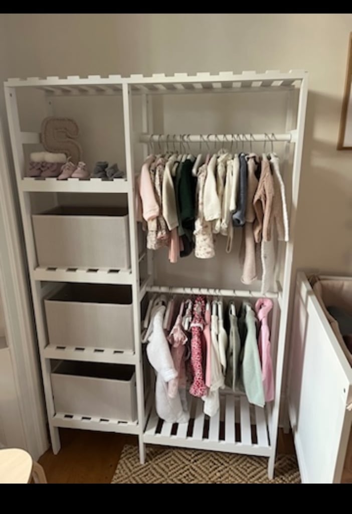 Kids wardrobe 