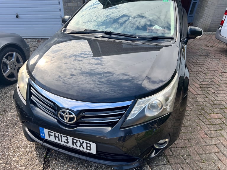 image for Toyota, AVENSIS, Saloon, 2013, Manual, 1998 (cc), 4 doors