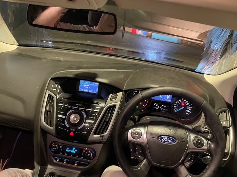 Ford, FOCUS, Hatchback, 2012, Manual, 1560 (cc), 5 doors