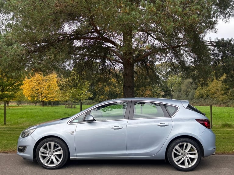 2015 Vauxhall Astra 2.0 CDTi 16V ecoFLEX SRi 5dr HATCHBACK Diesel Manual