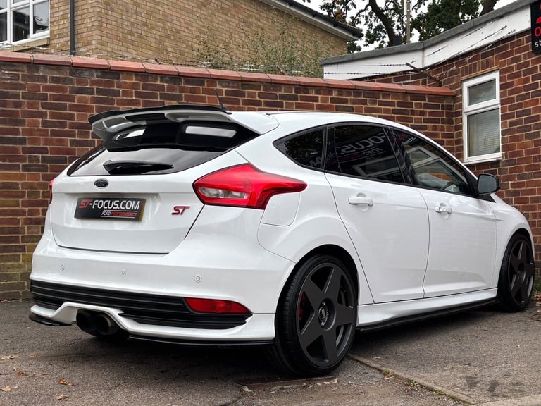 2016 Ford Focus 2.0T EcoBoost ST-3 FULLY FORGED  MOUNTUNE BIG BRAKE KIT  X37