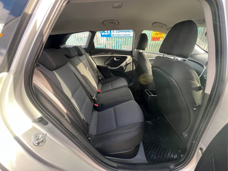 2014 Hyundai i30 1.6 CRDi Blue Drive Classic 5dr Ex Police ESTATE Diesel Manual