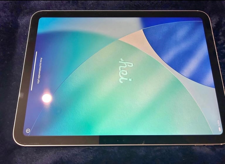 image for iPad 2022 10th Gen PICKUP CASH ONLY